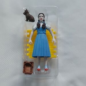 The Wizard of oz Dorothy  Figurine with‎ Accessories